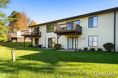 8775 Courtland Drive NE, Rockford, MI 49341 - Photo 23