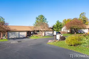 8775 Courtland Dr NE, Rockford, MI 49341 - Photo 27
