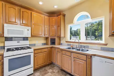 629 S Shore Drive, Portage, MI 49002 - Photo 11