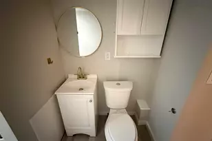 1511 Robertson Ave, Lansing, MI 48915 - Photo 9