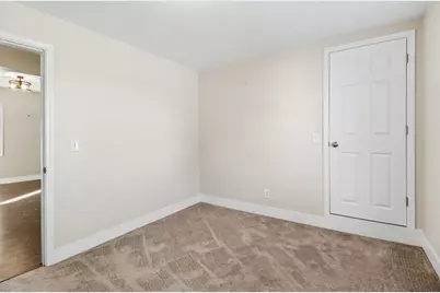 201 N Rowe Street, Ludington, MI 49431 - Photo 33