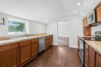 201 N Rowe Street, Ludington, MI 49431 - Photo 27