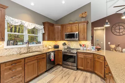 11205 Discovery Woods Drive, Greenville, MI 48838 - Photo 31