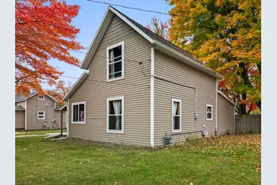 199 E Commerce Street, Grant, MI 49327 - Photo 5