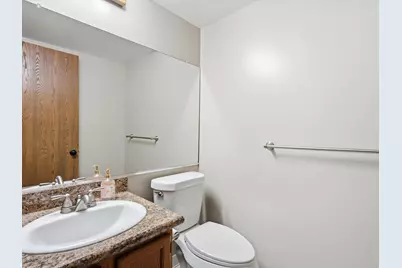 37421 Clubhouse Drive, Sterling Heights, MI 48312 - Photo 23