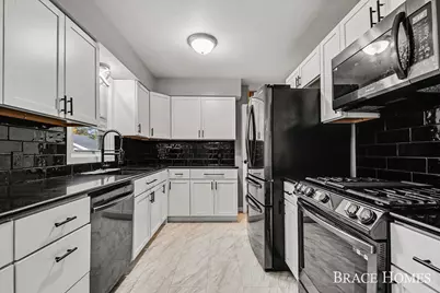 7575 Regal Avenue SE, Grand Rapids, MI 49548 - Photo 11