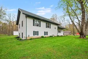 29542 Priest St, Dowagiac, MI 49047 - Photo 1