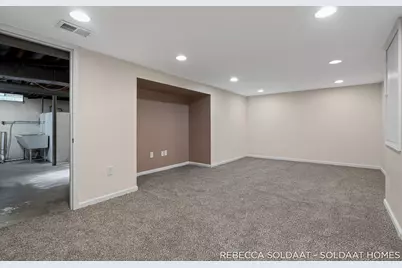 1837 Chamberlain Avenue SE, Grand Rapids, MI 49506 - Photo 33