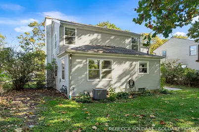 1837 Chamberlain Avenue SE, Grand Rapids, MI 49506 - Photo 39