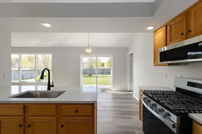 69682 Fox Crossing, Edwardsburg, MI 49112 - Photo 9