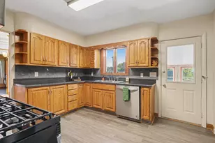 4887 Riverside Rd, Coloma, MI 49038 - Photo 11