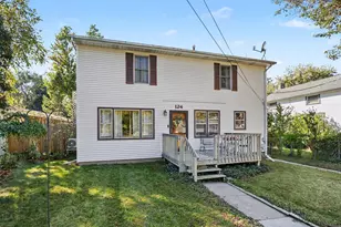 124 S Mayhew St, New Buffalo, MI 49117 - Photo 1