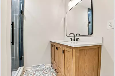 221 S Taylor Street, New Buffalo, MI 49117 - Photo 7
