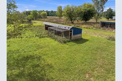 11390 E Pakes Road, Crystal, MI 48818 - Photo 31