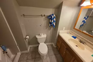 1015 Vine St, Manistee, MI 49660 - Photo 19