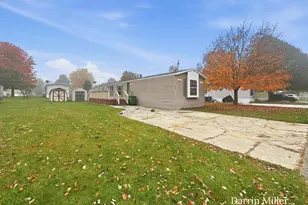 94 Maple Ct, Muskegon, MI 49445 - Photo 23