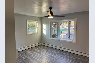 252 N 23rd Street N, Springfield, MI 49037 - Photo 3