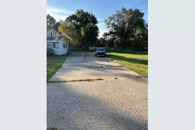 5093 E Apple Avenue, Muskegon, MI 49442 - Photo 5