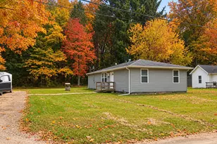 6133 Madison St, Coloma, MI 49038 - Photo 9