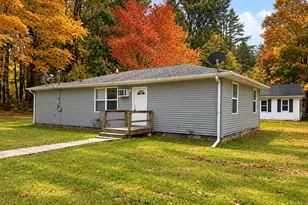 6133 Madison St, Coloma, MI 49038 - Photo 11