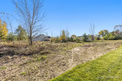 718 Noble Drive, Belding, MI 48809 - Photo 7