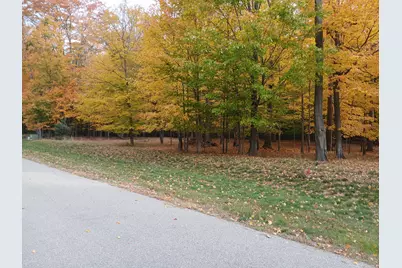 5860 N Cardinal Court Unit #12, Ludington, MI 49431 - Photo 5
