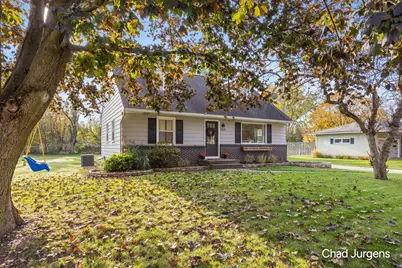 1024 Cypress Drive, Jenison, MI 49428 - Photo 3