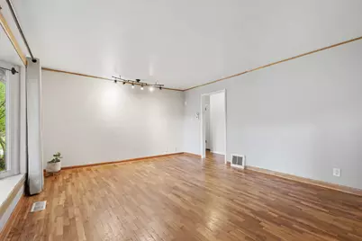 126 Cambridge Avenue, Holland, MI 49423 - Photo 3