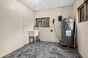 236 E Center St, Coloma, MI 49038 - Photo 25
