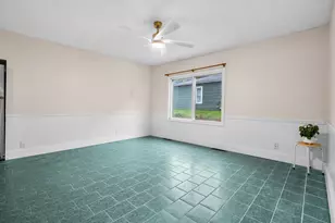 236 E Center St, Coloma, MI 49038 - Photo 13