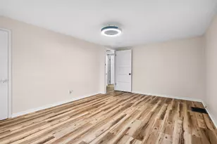 236 E Center St, Coloma, MI 49038 - Photo 21