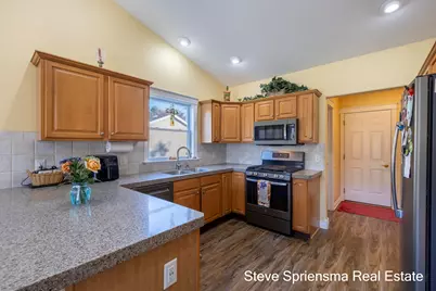 6269 Wynestone Court, Hudsonville, MI 49426 - Photo 11