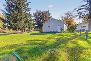 302 W Beryl St, Scottville, MI 49454 - Photo 41