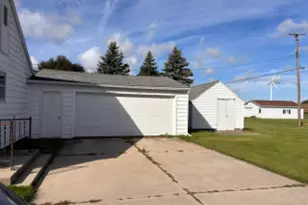 1883 W Main St, Ubly, MI 48475 - Photo 3
