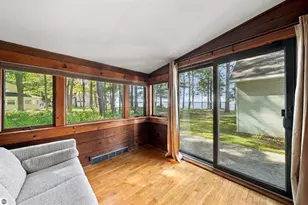 107 Sunset Ave, Cadillac, MI 49601 - Photo 5