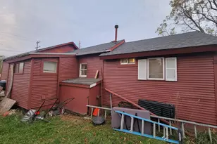 74 Hancock St, Manistee, MI 49660 - Photo 17