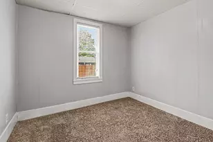 1206 25th St, Manistee, MI 49660 - Photo 9