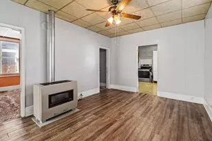 1206 25th St, Manistee, MI 49660 - Photo 5