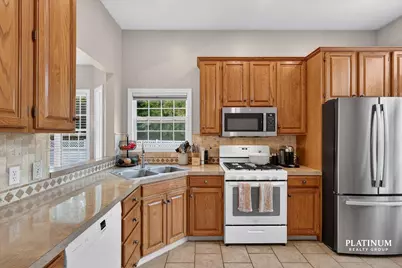 284 Port Sheldon Street, Grandville, MI 49418 - Photo 7