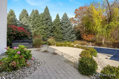 7069 Maplecrest Drive SE, Grand Rapids, MI 49546 - Photo 37