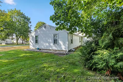 202 Fairview Drive, Greenville, MI 48838 - Photo 17