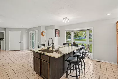 579 Howard Avenue, Holland, MI 49424 - Photo 7