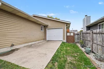 4690 Millhaven Drive SE, Kentwood, MI 49548 - Photo 23
