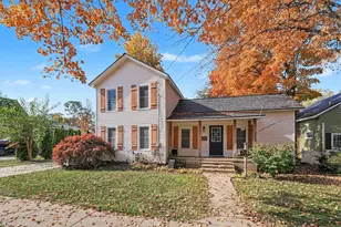 522 Kalamazoo St, Otsego, MI 49078 - Photo 1