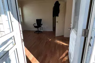 17202 Fleming St, Hamtramck, MI 48212 - Photo 5