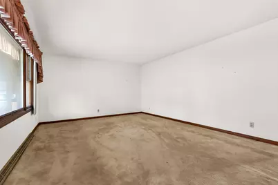 2197 Linda Lane, Benton Harbor, MI 49022 - Photo 19