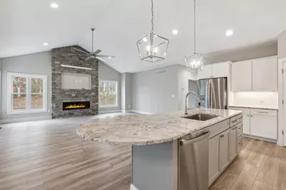 1140 Lochaven Circle #10B, Hillsdale, MI 49242 - Photo 1