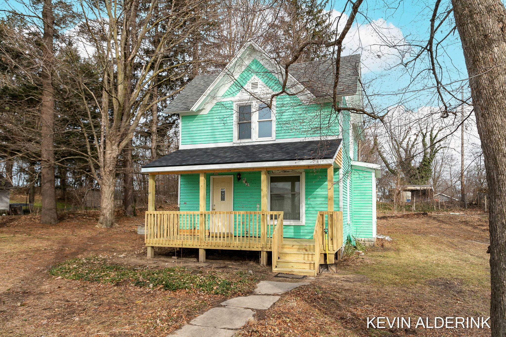 212 W 1st St Fennville MI 49408 MLS 23005692 Coldwell Banker   Original 