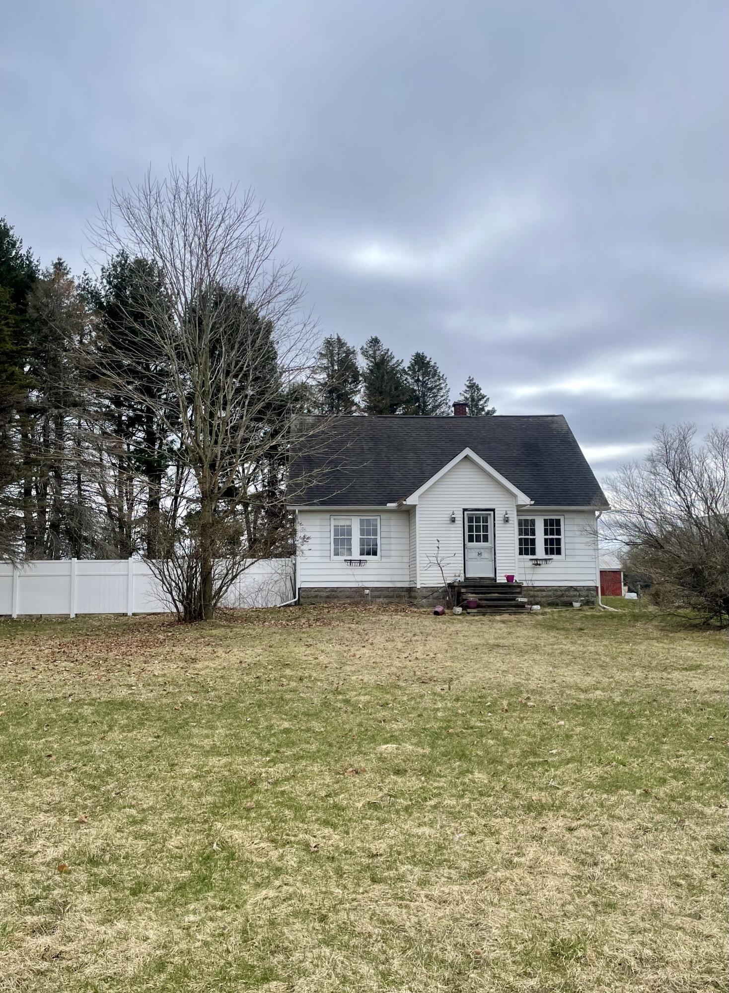 1771 E Free Soil Rd Free Soil MI 49411 MLS 23009768 Coldwell Banker 1771 E Free Soil Rd Free Soil MI 49411 MLS 23009768 Coldwell Banker