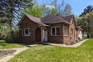 143 W Prospect St, Jackson, MI 49203 - Photo 1